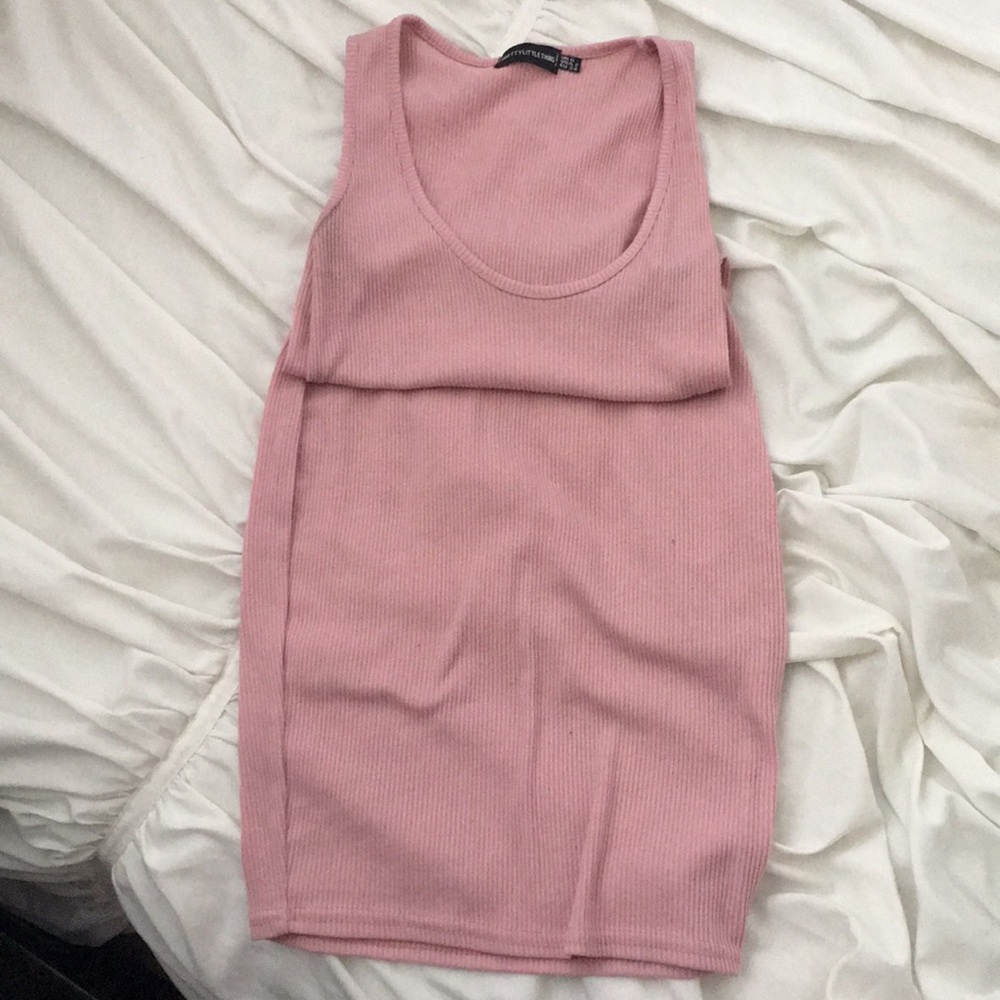 Pink ribbed dress
